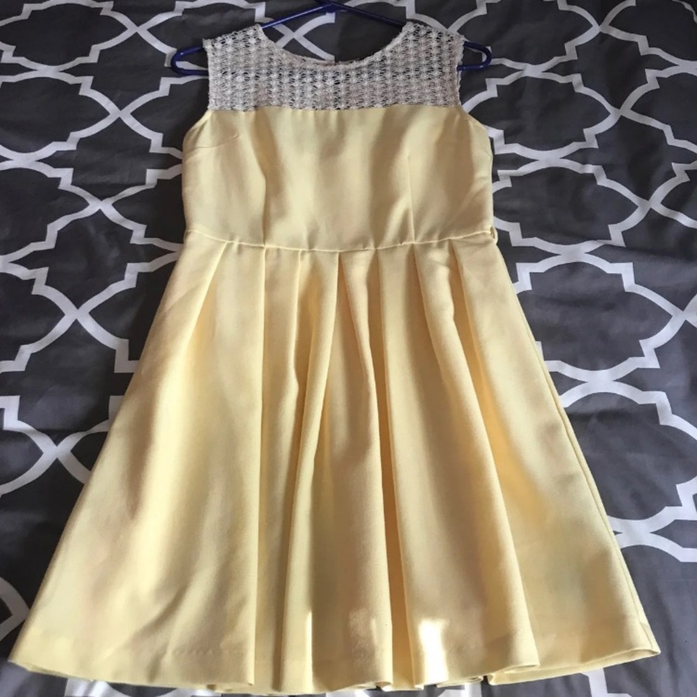 Yellow dress